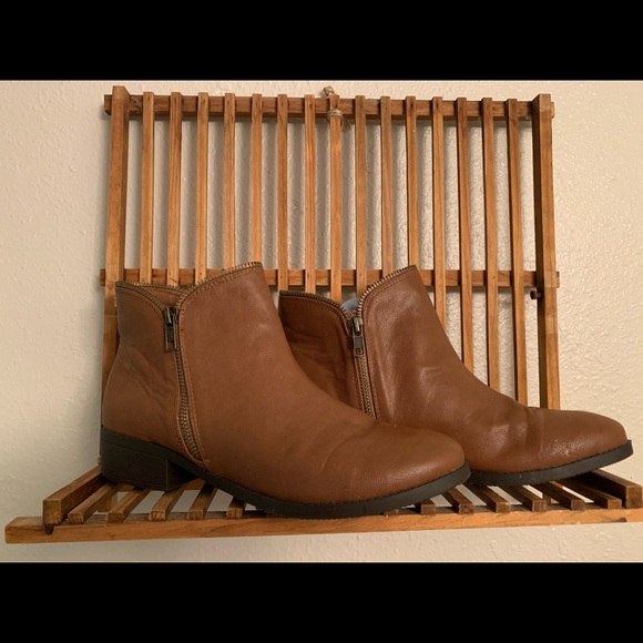 Ankle boots - Picture 1 of 4